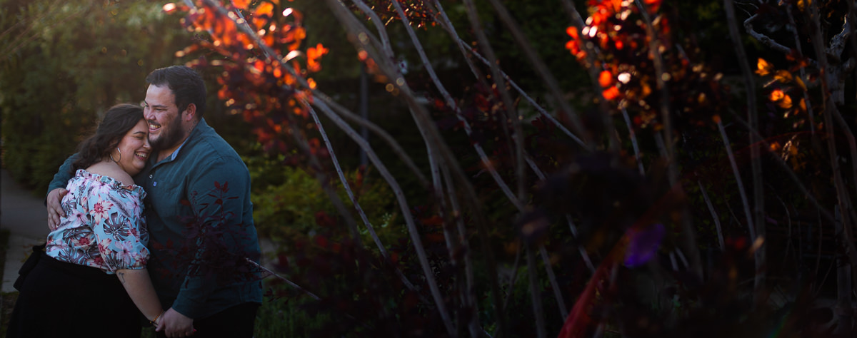 Couple au coucher de soleil à Lyon lors d’une séance photo