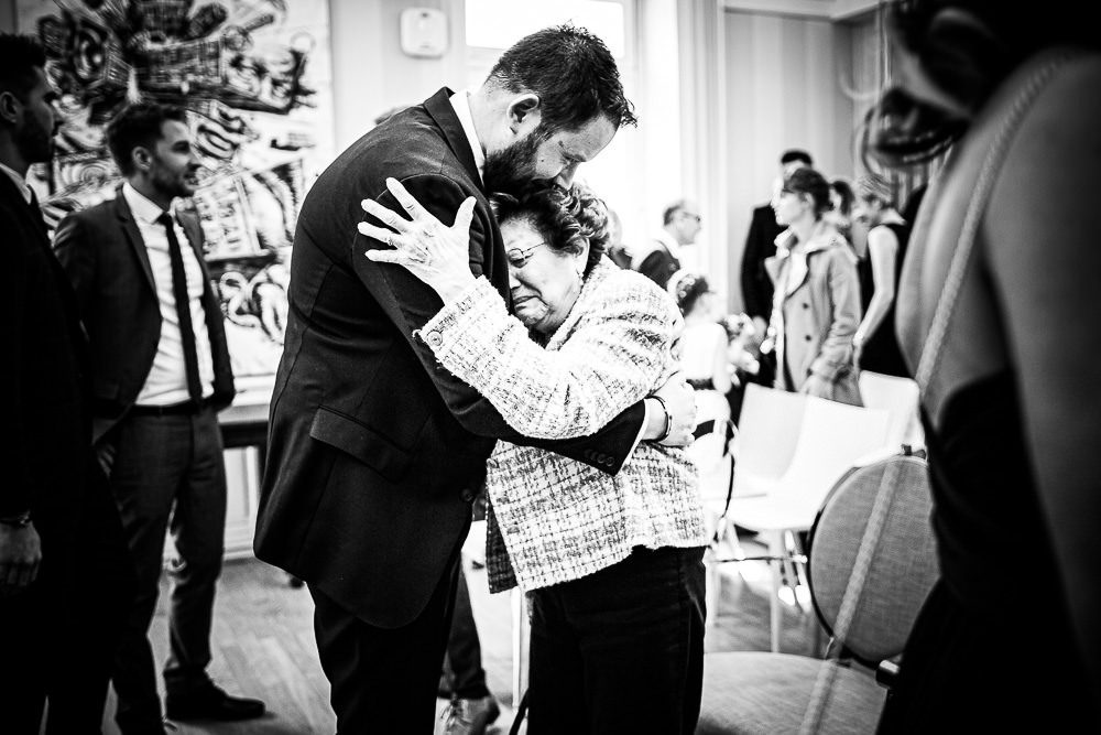Émotions sur une cérémonie de mariage à Lyon