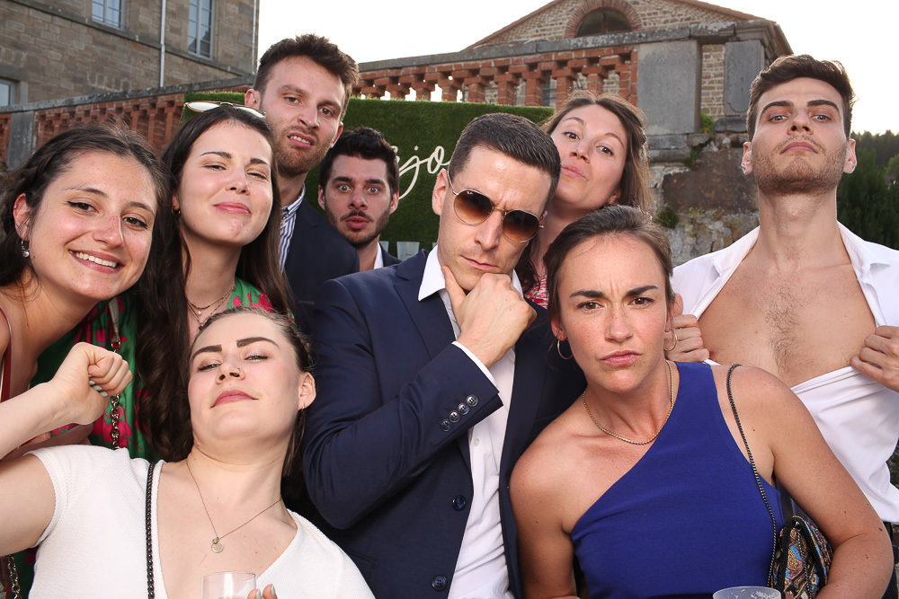 Photobooth sur un mariage au château de Valinches
