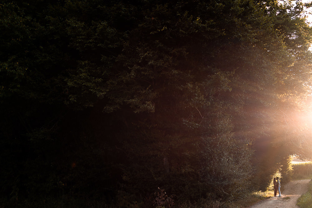 Shooting photo de couple en forêt proche de Bourgoin